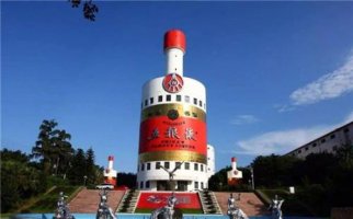 五粮液半年营收达214亿 初步完成全年业绩目标