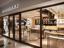 Burberry�׼��������ŵ꽫�仧����
