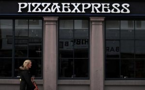 Ӣ��������������PizzaExpress�ر�73���ŵ�