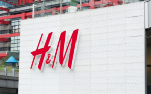 H&M�ƻ�2021�꾻�ر�����250���ŵ�