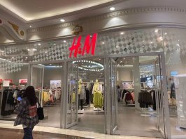 H&Mǧ��ҵ���ͣӪҵ �뿿��ױҵ����̫��