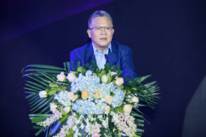 �����׹���Ϊ�����÷����̣����񹩸��ࡢ���Ѷˡ���������