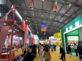 �Ǿƻ�۲죺���������°볡����ô��