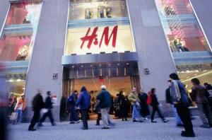 H&M�������й��ڵ����۶���ʧ��7400����Ԫ