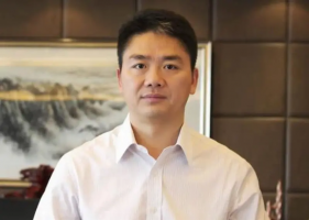 �����������±䶯����ǿ��ж��CEO �ܲ����׽���
