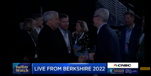 ����Ƶ��2022��ͷ��عɶ���3����ʵ¼������Ӧ��Ͷ�ʵģ������Լ���