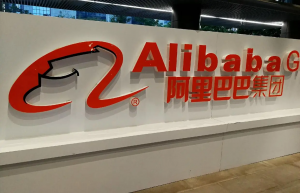 �̳��š���Ӿ����ʽ���°���ͰͶ��³���CEO