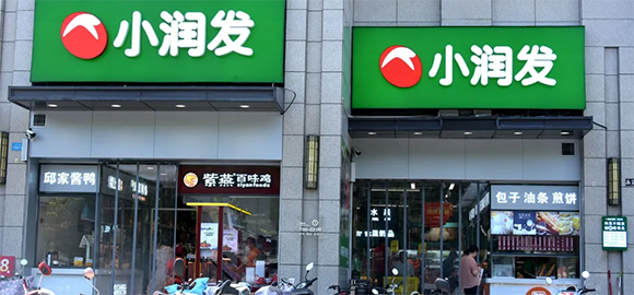 ��򽫿���200��С�󷢣������ܷ񿿡���С���ٴ��Ի�