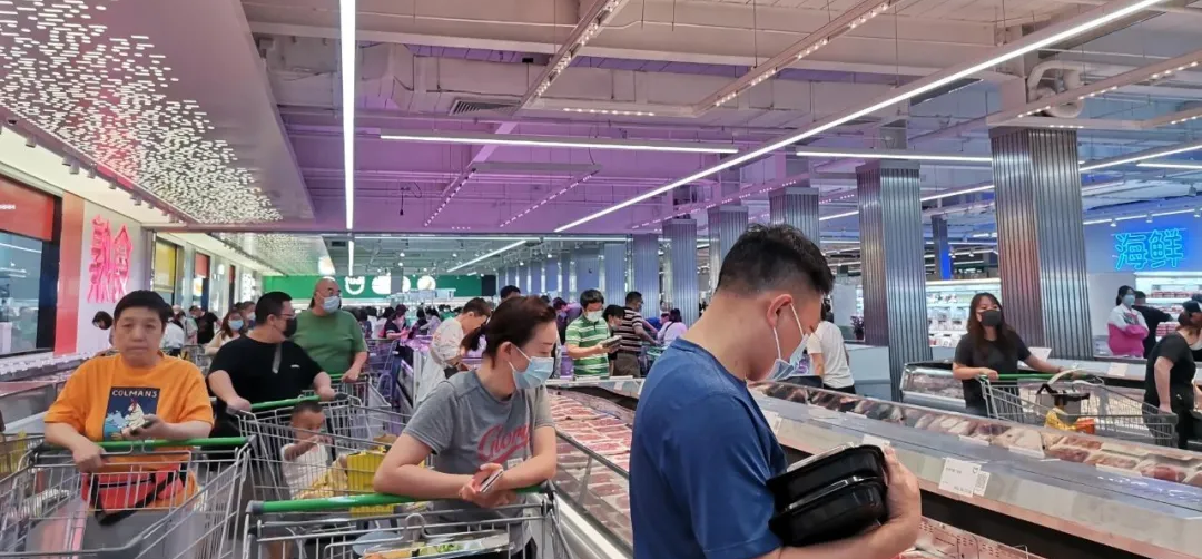 变异的仓储会员店