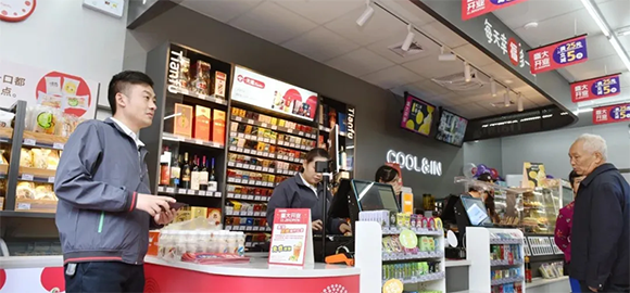 “收割”年轻人的便利店:必须拿出“壮士断腕”的魄力