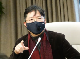 �������Ƴ����ҷ���һ������ȷ���������Ʒƽ�۹�Ӧ