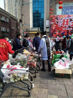 解决疫情“买菜难”黄商集团推出 “送菜上门”服务