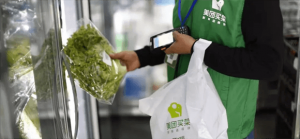 ���ʵ��������۸�ս�������Ӧ����˭������ͻΧ��