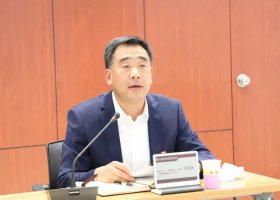 �������з���������ε�ί��Ǽ涭�³�