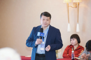 �����������������⼸�꣬�ǻ��̷�չ���ļ���